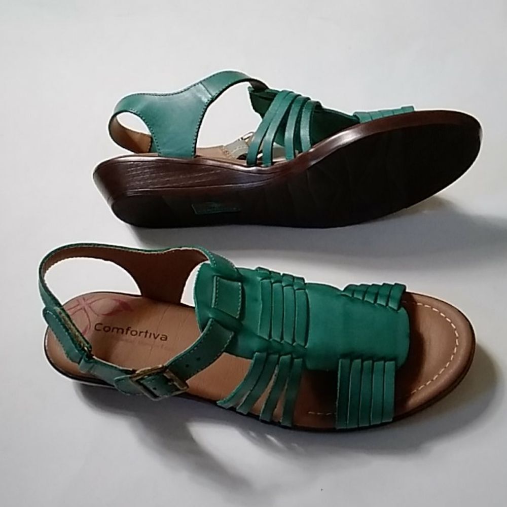 Comfortiva Leather Sandals Made in Mexico. - Picture 3 of 12
